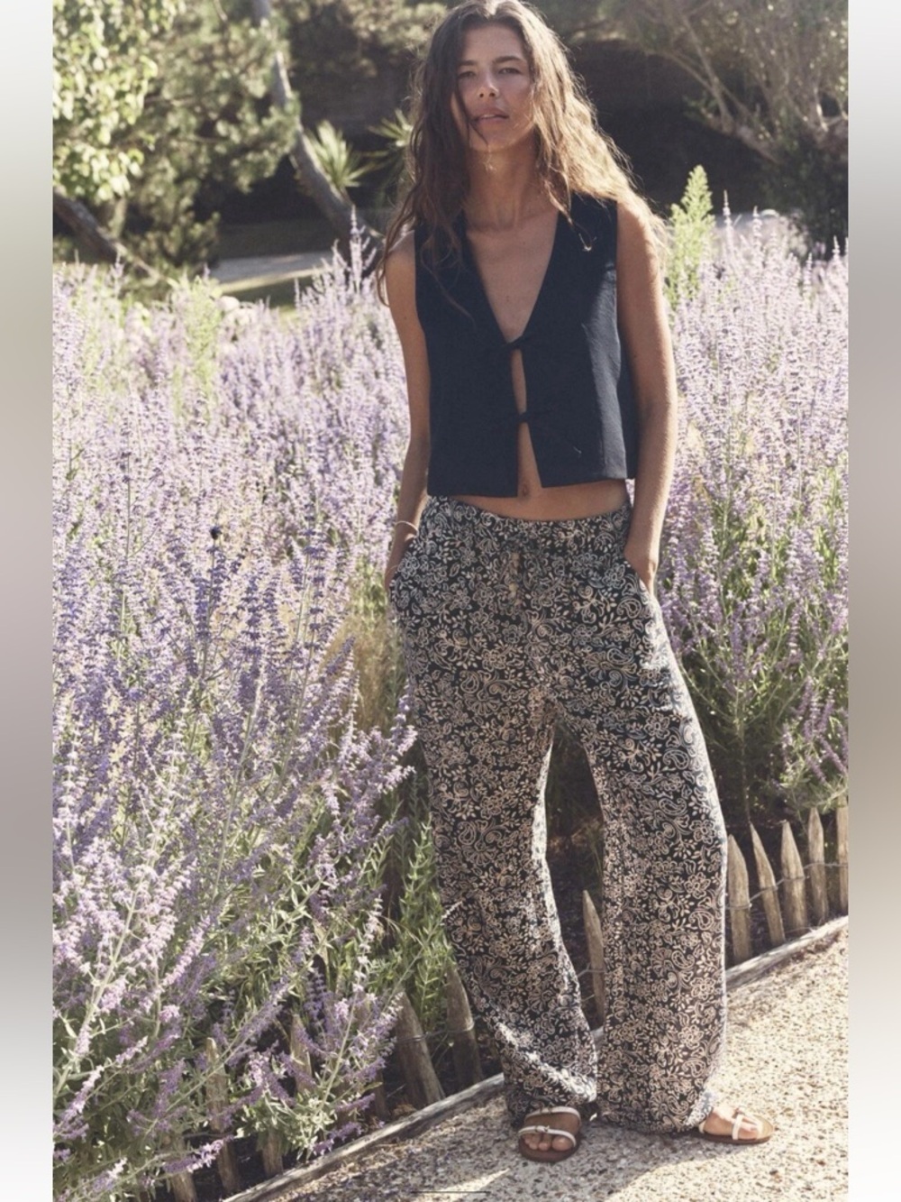 Zara Paisley Print Wide Leg Pants
Size XS | New with Partial Tags